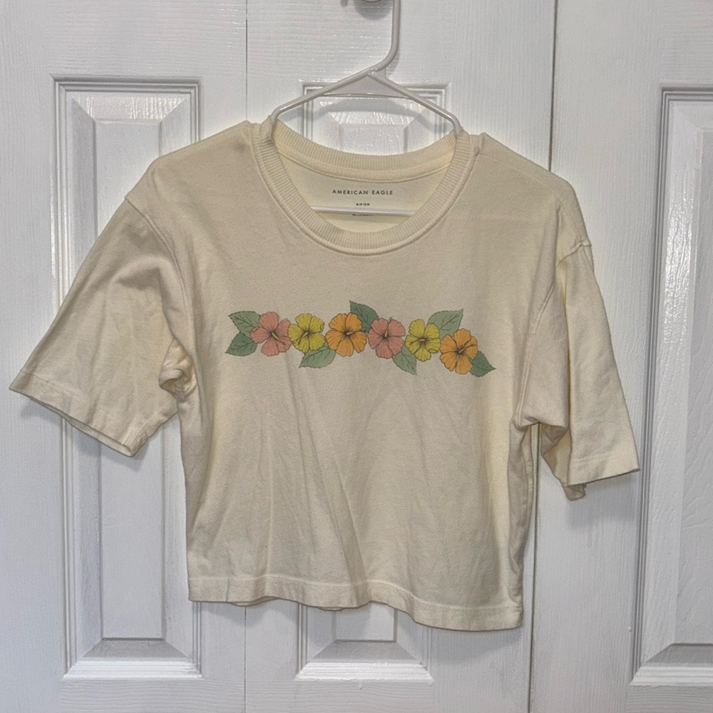 AMERICAN EAGLE Hawaiian Flower Graphic Short Sleeved Tee (Cream)